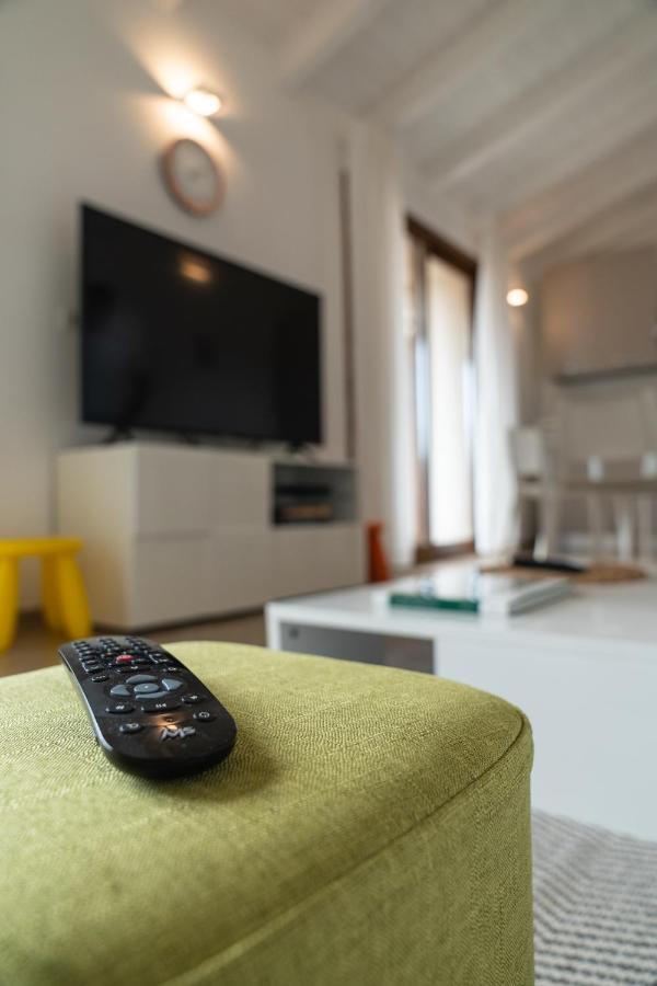 Waterfront Apartment Ольбія Екстер'єр фото